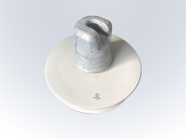 Double umbrella type AC disk type suspended porcelain insulator